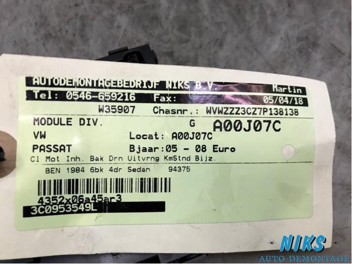 Module (miscellaneous) from a Volkswagen Passat (3C2) 2.0 FSI 16V 2007