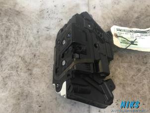 Used Front door lock mechanism 4-door, right Seat Ibiza IV (6J5) 1.2 12V Price on request offered by Niks autodemontage