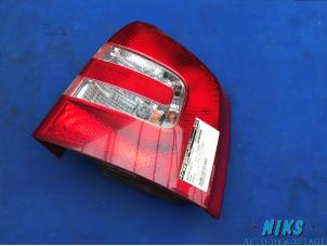 Used Taillight, right Skoda Octavia Price on request offered by Niks autodemontage