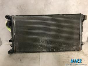 Radiateur d'un Volkswagen Beetle 1999