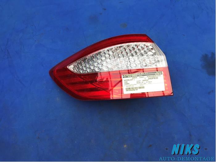 Taillight, left from a Ford Mondeo IV 2.0 TDCi 140 16V 2010