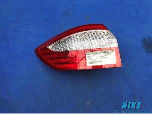 Used Taillight, left Ford Mondeo IV 2.0 TDCi 140 16V Price on request offered by Niks autodemontage