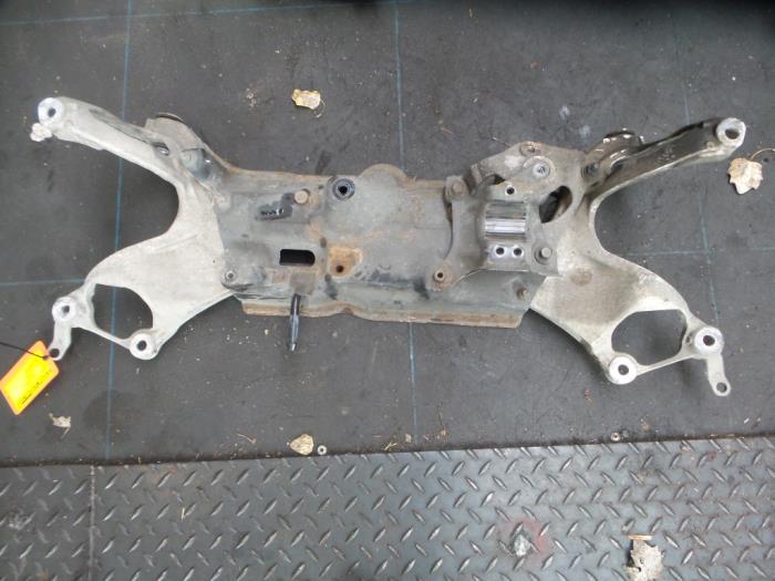 Used Subframe Honda Civic (FK/FN) 2.2 i-CTDi 16V Price € 125,00 Margin scheme offered by Autosloopbedrijf H.C.Stouten