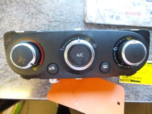 Used Heater control panel Renault Clio IV Estate/Grandtour (7R) 0.9 Energy TCE 90 12V Price € 50,00 Margin scheme offered by Autosloopbedrijf H.C.Stouten