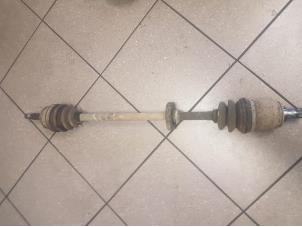 Used Front drive shaft, right Nissan Micra (K11) 1.3 LX,SLX 16V Price € 45,00 Margin scheme offered by Autosloopbedrijf H.C.Stouten