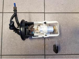 Used Electric fuel pump BMW 3 serie (E46/4) 320d 16V Price € 40,00 Margin scheme offered by Autosloopbedrijf H.C.Stouten