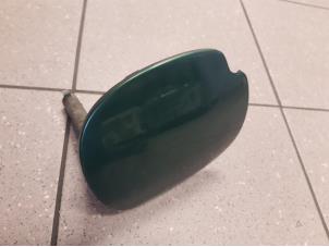 Used Tank cap cover Renault Clio II (BB/CB) 1.2 Price € 25,00 Margin scheme offered by Autosloopbedrijf H.C.Stouten