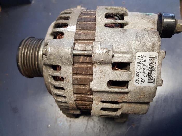 Usagé Dynamo Nissan Kubistar (F10) 1.5 dCi 60 Prix € 40,00 Règlement à la marge proposé par Autosloopbedrijf H.C.Stouten