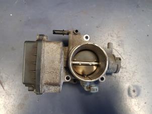 Used Throttle body Peugeot 407 (6D) 2.0 16V Price € 50,00 Margin scheme offered by Autosloopbedrijf H.C.Stouten