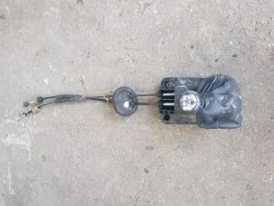 Used Gearbox shift cable Peugeot 207 SW (WE/WU) 1.6 16V Price € 50,00 Margin scheme offered by Autosloopbedrijf H.C.Stouten
