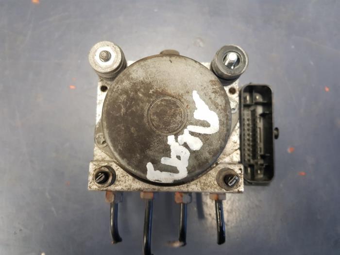 Begagnade ABS-pump Citroen Nemo (AA) 1.4 HDi 70 Pris € 80,00 Marginaltabell erbjuds av Autosloopbedrijf H.C.Stouten