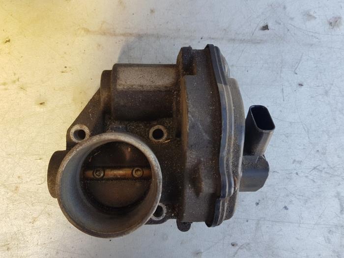 Usagé Boitier papillon Ford Fiesta 5 (JD/JH) 1.25 16V Prix € 50,00 Règlement à la marge proposé par Autosloopbedrijf H.C.Stouten