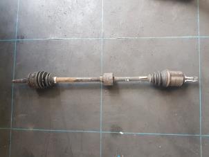 Used Front drive shaft, right Opel Corsa C (F08/68) 1.4 16V Twin Port Price € 50,00 Margin scheme offered by Autosloopbedrijf H.C.Stouten