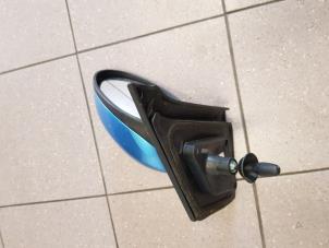 Used Wing mirror, right Peugeot 107 1.0 12V Price € 35,00 Margin scheme offered by Autosloopbedrijf H.C.Stouten