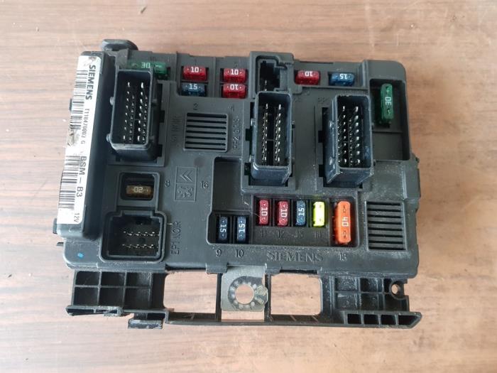 Fuse box Citroen C2 1.4 - 9643498880 SIEMENS