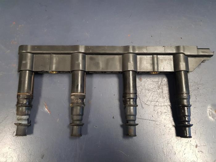 Usagé Bobine Peugeot 207/207+ (WA/WC/WM) 1.4 16V Prix € 50,00 Règlement à la marge proposé par Autosloopbedrijf H.C.Stouten