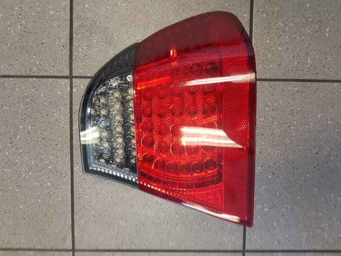 Taillight, right from a BMW 3 serie (E46/4) 316i 16V 2003