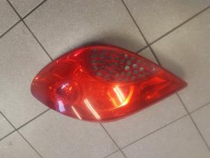 Used Taillight, right Peugeot 207/207+ (WA/WC/WM) 1.6 16V Price € 30,00 Margin scheme offered by Autosloopbedrijf H.C.Stouten