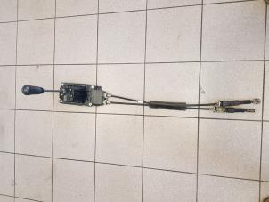 Used Gearbox shift cable Renault Clio III Estate/Grandtour (KR) 1.2 16V TCE 100 Price € 60,00 Margin scheme offered by Autosloopbedrijf H.C.Stouten