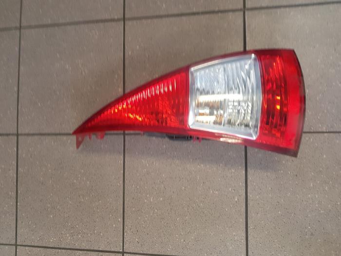 Taillight, right from a Citroën C3 (FC/FL/FT) 1.4 2006