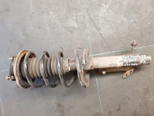 Used Front shock absorber rod, right Ford Focus 1 1.6 16V Price € 35,00 Margin scheme offered by Autosloopbedrijf H.C.Stouten