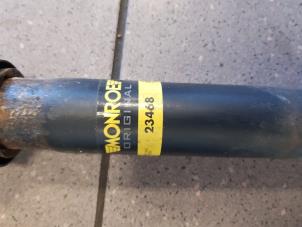 Used Shock absorber kit BMW 3 serie (E46/4) 318i Price € 50,00 Margin scheme offered by Autosloopbedrijf H.C.Stouten