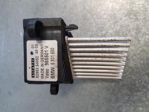 Used Heater resistor BMW 3 serie (E46/4) 318i Price € 15,00 Margin scheme offered by Autosloopbedrijf H.C.Stouten