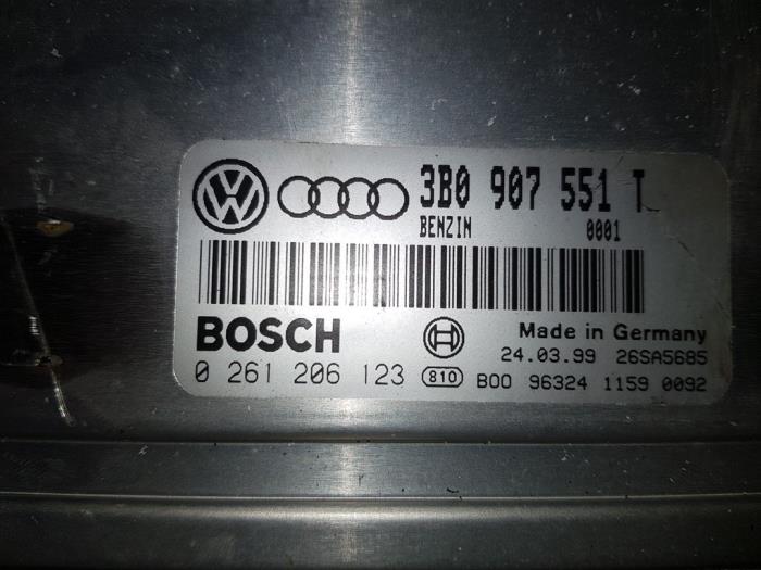 Used Engine management computer Audi A6 Avant Quattro (C5) 2.8 V6 30V Price € 100,00 Margin scheme offered by Autosloopbedrijf H.C.Stouten