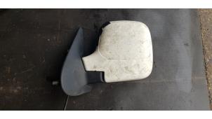 Used Wing mirror, left Peugeot Partner 1.6 HDI 75 Price € 30,00 Margin scheme offered by Autosloopbedrijf H.C.Stouten