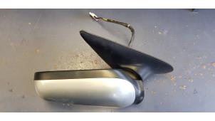 Used Wing mirror, right Nissan Primera (P11) 2.0 16V Price € 25,00 Margin scheme offered by Autosloopbedrijf H.C.Stouten