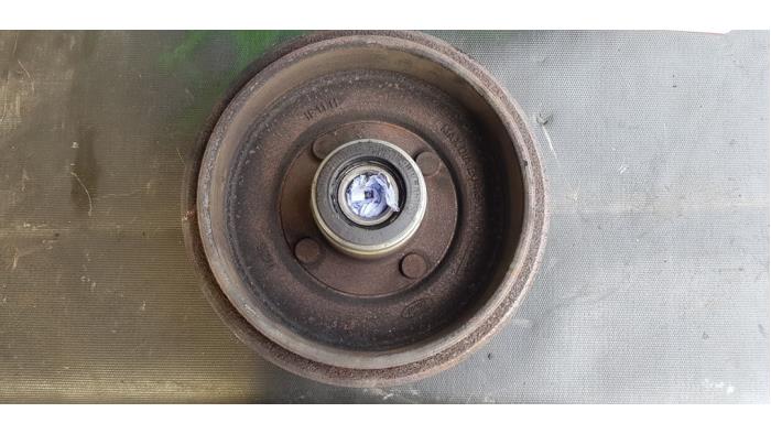 Rear brake drum from a Ford Fiesta 5 (JD/JH) 1.6 16V 2007