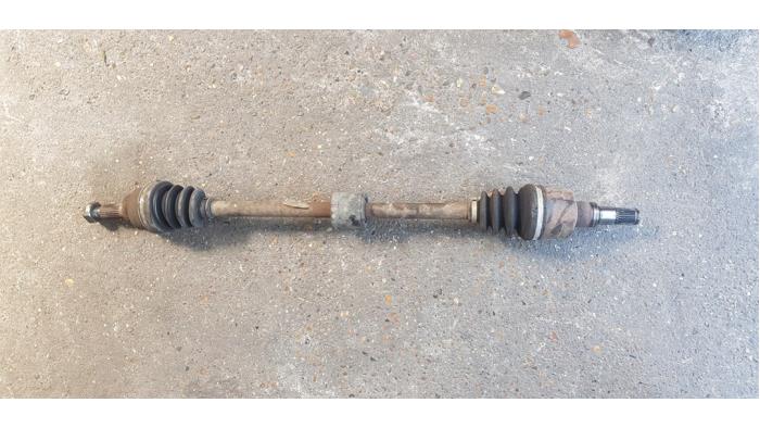 Front drive shaft, right from a Suzuki Alto (RF410) 1.1 16V 2003