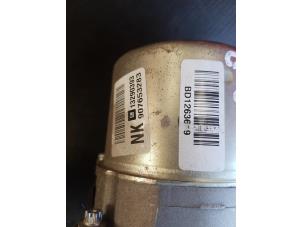 Used Electric power steering unit Opel Corsa III 1.3 CDTI 16V 90 Price € 150,00 Margin scheme offered by Autosloopbedrijf H.C.Stouten