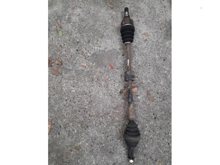 Front drive shaft, right from a Suzuki Alto (RF410) 1.1 16V 2004