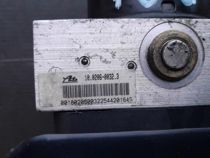 Gebrauchte ABS Pumpe Ford Focus C-Max 2.0 16V Preis € 60,00 Margenregelung angeboten von Autosloopbedrijf H.C.Stouten