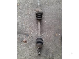 Used Front drive shaft, left Kia Rio (DC22/24) 1.5 RS,LS 16V Price on request offered by Autosloopbedrijf H.C.Stouten