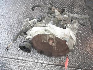 Getriebe van een Volkswagen Polo IV (9N1/2/3) 1.4 16V 75 2006