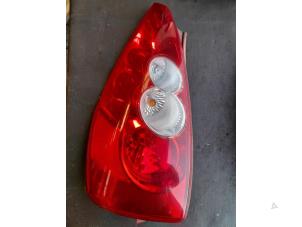 Used Taillight, left Mazda 5 (CR19) 1.8i 16V Price € 35,00 Margin scheme offered by Autosloopbedrijf H.C.Stouten
