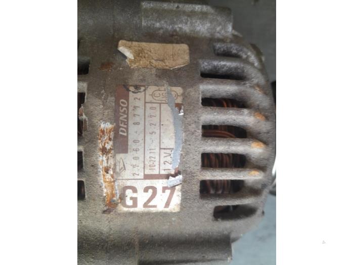 Usagé Dynamo Daihatsu Charade (G200/201/202/203/204) 1.3i TX/CX 16V Prix € 30,00 Règlement à la marge proposé par Autosloopbedrijf H.C.Stouten