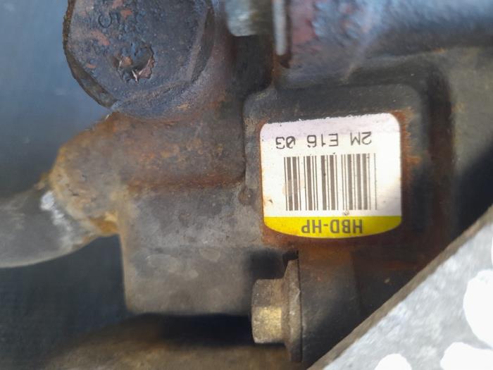 Usagé Pompe de direction Ford Fiesta 5 (JD/JH) 1.25 16V Prix € 50,00 Règlement à la marge proposé par Autosloopbedrijf H.C.Stouten
