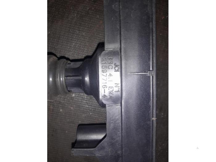 Usagé Bobine Citroen C5 II Berline (RC) 2.0 16V Prix € 40,00 Règlement à la marge proposé par Autosloopbedrijf H.C.Stouten