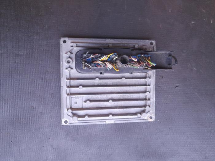 Engine management computer from a Ford Fiesta 5 (JD/JH) 1.25 16V 2003