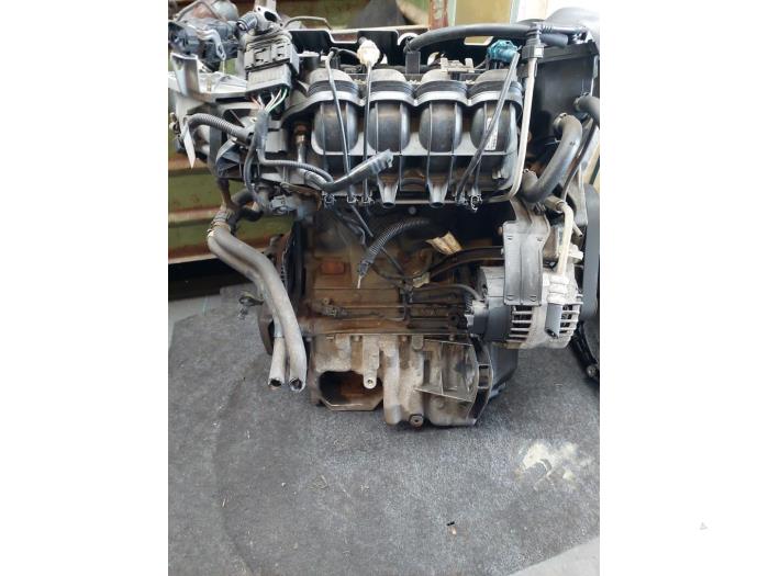 Used Engine Alfa Romeo 147 (937) 1.6 Twin Spark 16V Price € 250,00 Margin scheme offered by Autosloopbedrijf H.C.Stouten