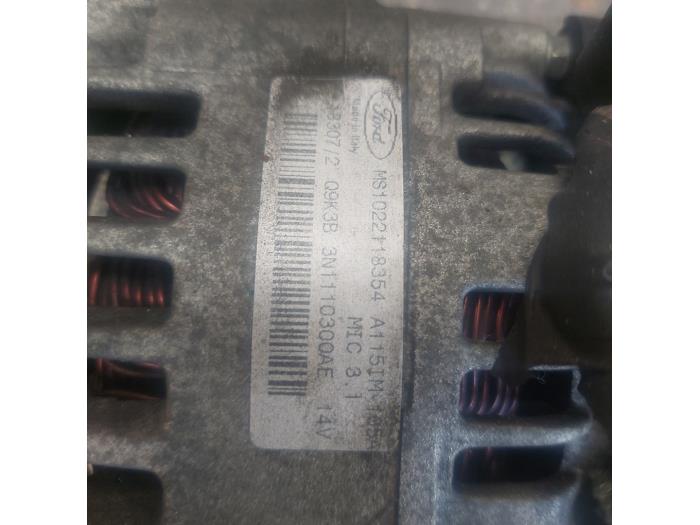 Begagnade Dynamo Ford C-Max (DM2) 1.6 16V Pris € 35,00 Marginaltabell erbjuds av Autosloopbedrijf H.C.Stouten