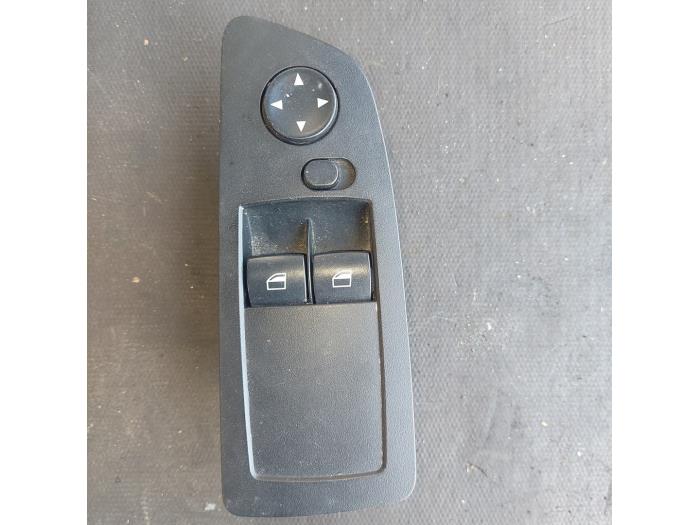Usados Interruptor de ventanilla eléctrica BMW 1 serie (E87/87N) 116i 1.6 16V Precio € 25,00 Norma de margen ofrecido por Autosloopbedrijf H.C.Stouten