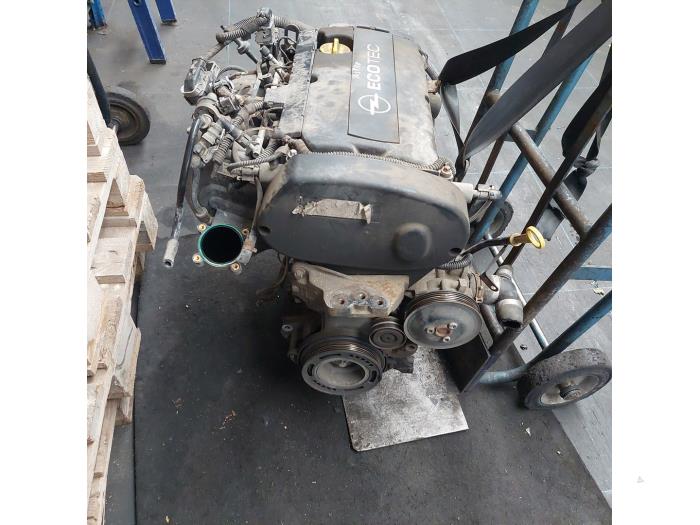 Used Engine Opel Astra H GTC (L08) 1.8 16V Price € 500,00 Margin scheme offered by Autosloopbedrijf H.C.Stouten