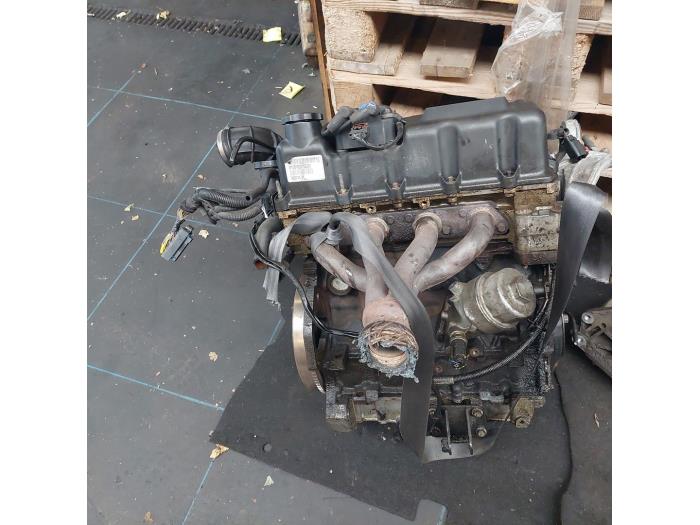 Gebrauchte Motor BMW Mini (R50/53) 1.6 16V One Preis € 300,00 Margenregelung angeboten von Autosloopbedrijf H.C.Stouten