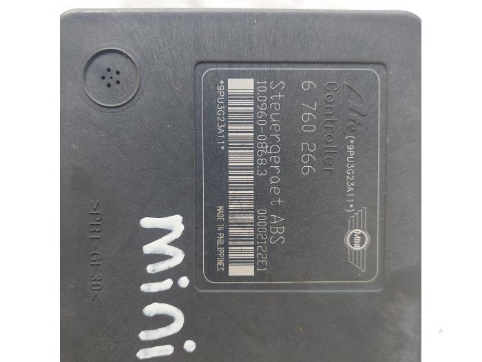 Usagé Pompe ABS BMW Mini (R50/53) 1.6 16V Cooper Prix € 75,00 Règlement à la marge proposé par Autosloopbedrijf H.C.Stouten