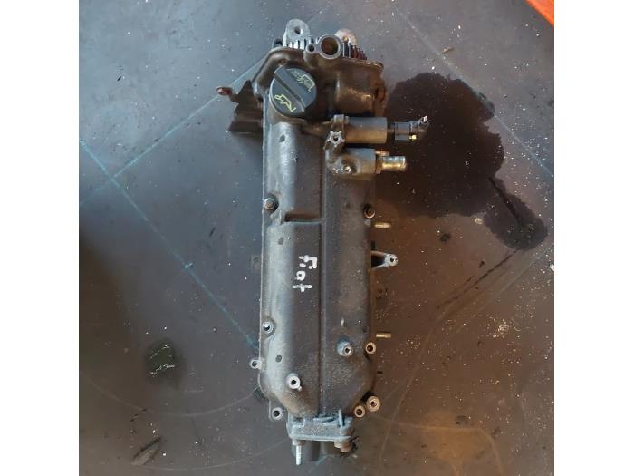 Gebrauchte Zylinderkopf Fiat Grande Punto (199) 1.4 Preis € 150,00 Margenregelung angeboten von Autosloopbedrijf H.C.Stouten