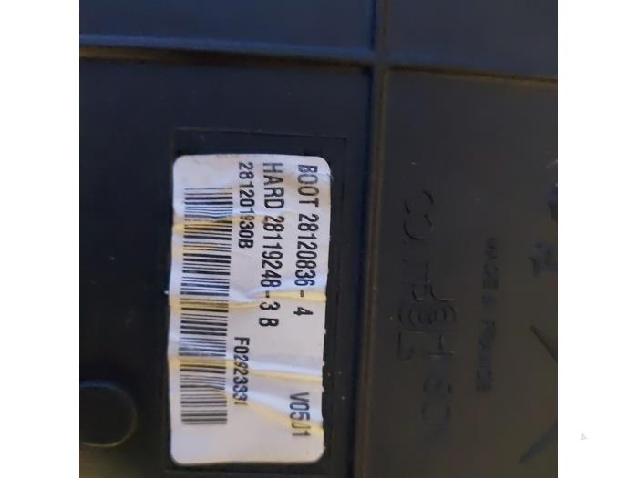 Used Ignition lock + computer Peugeot 407 SW (6E) 1.8 16V Price € 150,00 Margin scheme offered by Autosloopbedrijf H.C.Stouten